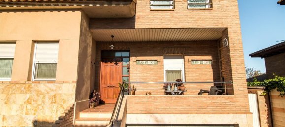 Casa de 9 dormitorios en Zaragoza, Spain No. 67595 2