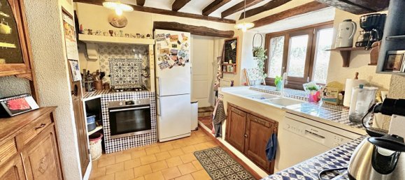 4 bedrooms House in Centre-Val de Loire, France No. 60753 5