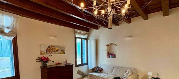 2 bedrooms Apartment in Padua, Italy No. 270182 2