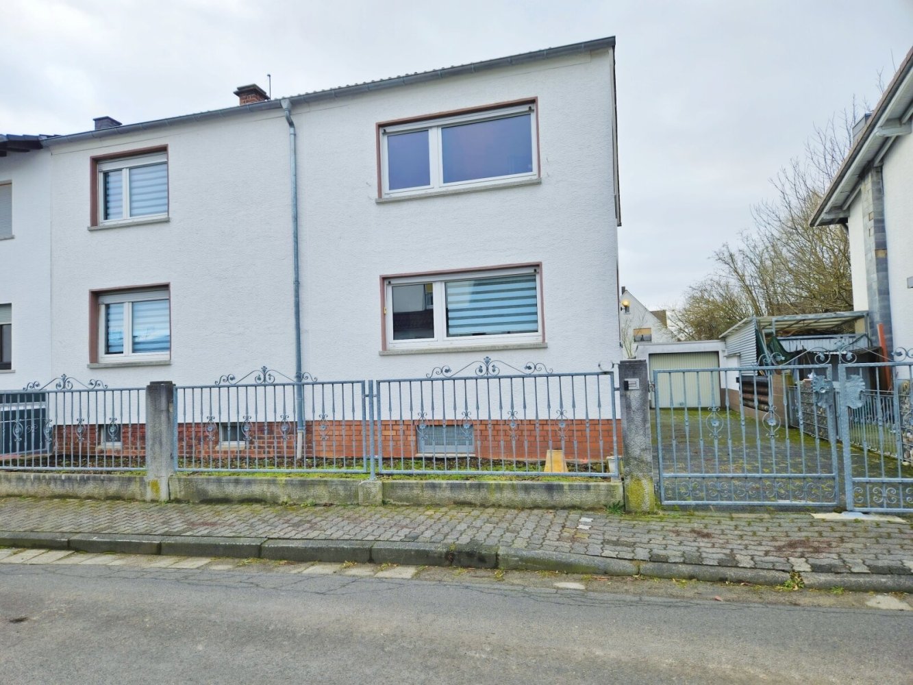 Таунхаус с 5 спальнями в Майн-Кинциг, Германия № 188483