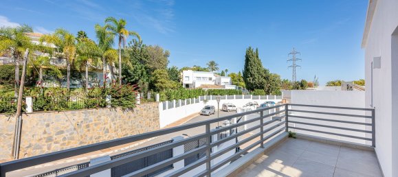 5 غرف نوم منزل في Marbella, Spain رقم 41099 50