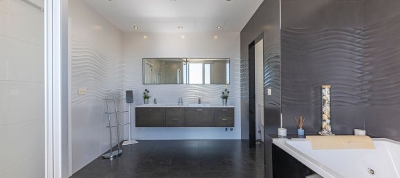 5 غرف نوم منزل في Marbella, Spain رقم 41099 39