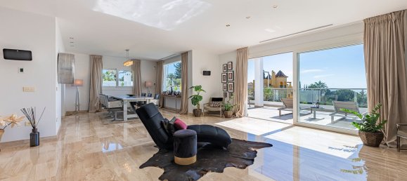 5 غرف نوم منزل في Marbella, Spain رقم 41099 10