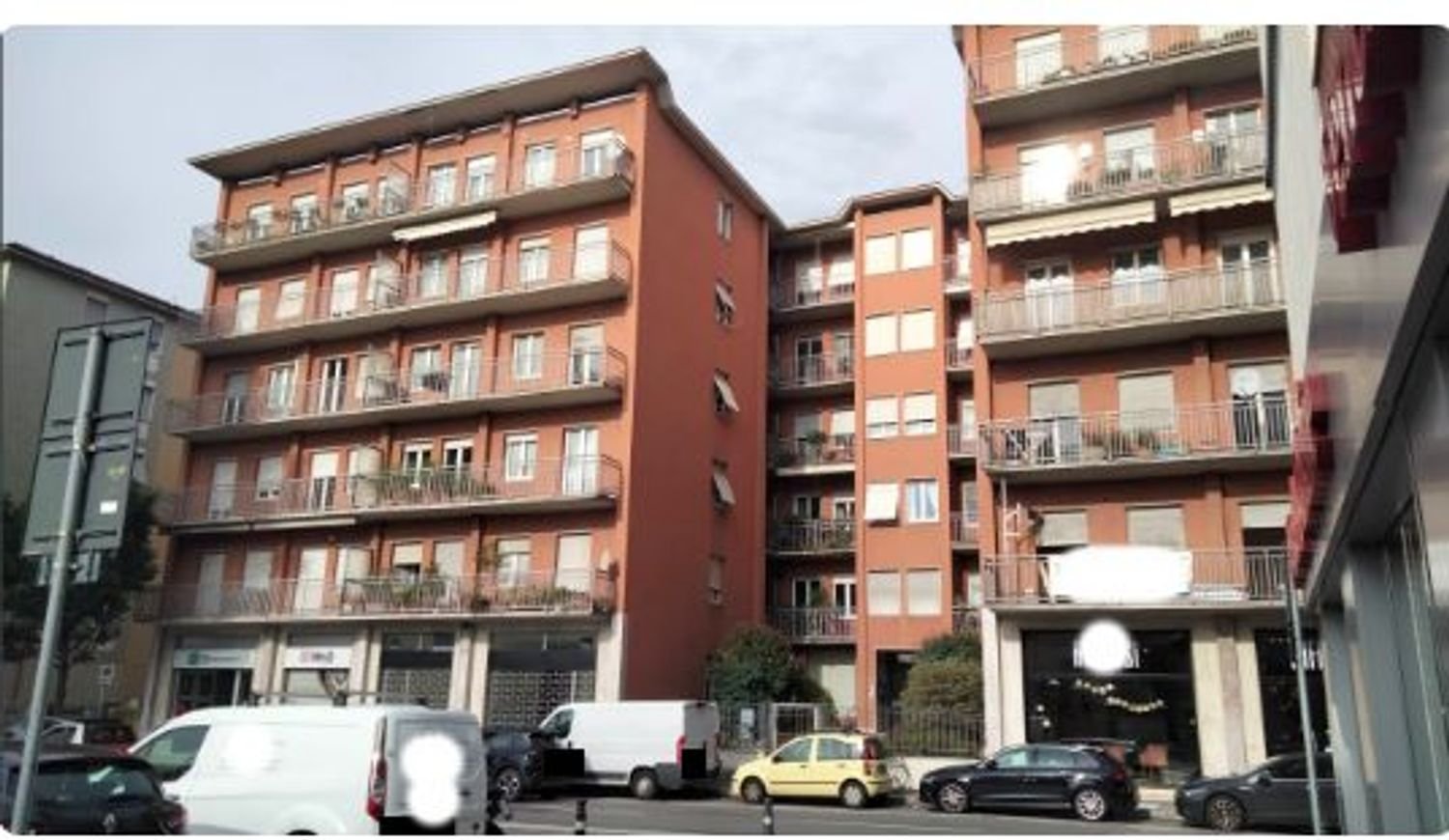 3غرفة شقة في Bergamo, Italy رقم 3445