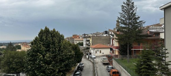 Квартира с 8 спальнями в Казальбордино, Италия № 325593 6