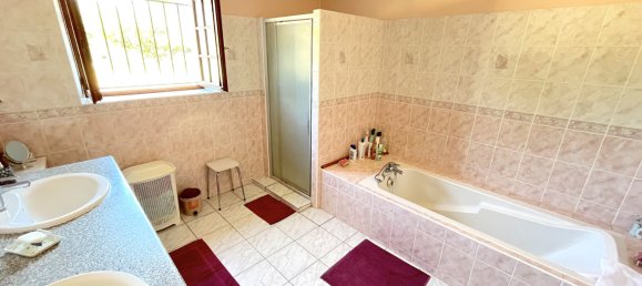 Дом с 3 спальнями в Линьи-ле-Рибо, Франция № 267843 11