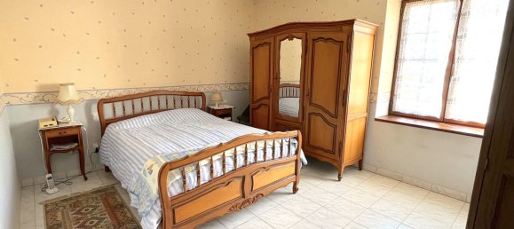 Дом с 3 спальнями в Линьи-ле-Рибо, Франция № 267843 7