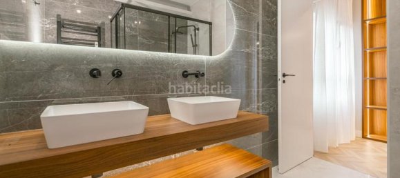 2 bedrooms Apartment in Madrid, Spain No. 125662 9