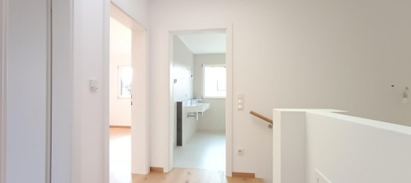 4 rooms Townhouse in Vienna, Austria No. 129029 4