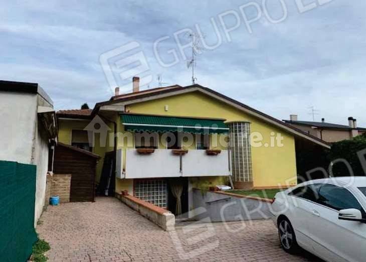 3 chambres Villa à Bovolone, Italy No. 340918