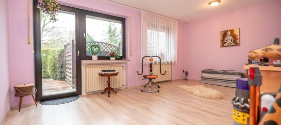 8 rooms House in Wilhelmshaven, Germany No. 14056 6