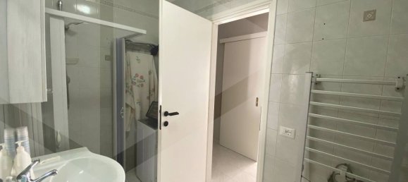 3-salle Appartement à San Severo, Italy No. 20062 10