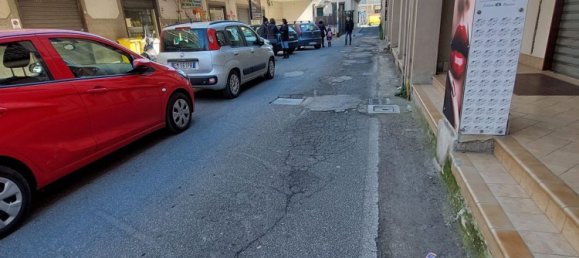  مرآب في Mugnano di Napoli, Italy 15متر مربع رقم 108591 15