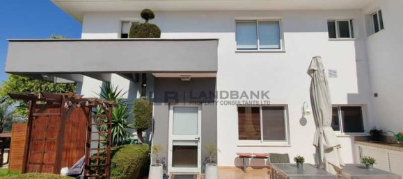 4 bedrooms Villa in Limassol, Cyprus No. 13744 3