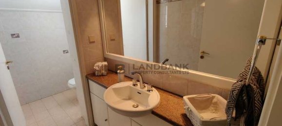 4 bedrooms Villa in Limassol, Cyprus No. 13744 16