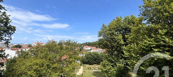 Studio in Biarritz, France No. 279756 8