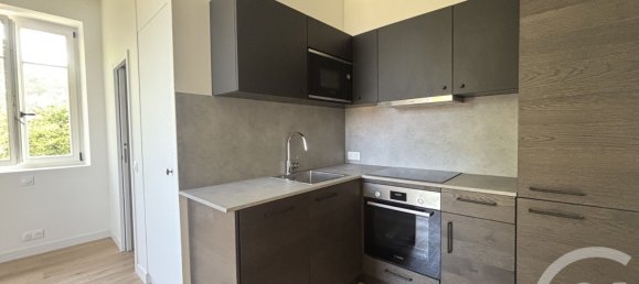 Studio in Biarritz, France No. 279756 7