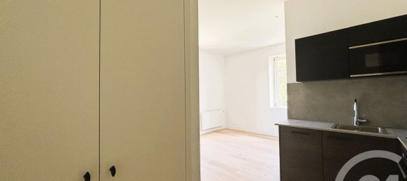 Studio in Biarritz, France No. 279756 6