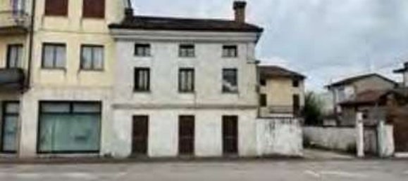 6 bedrooms Apartment in Marano Vicentino, Italy No. 342023 2