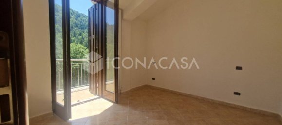 Квартира с 3 комнатами в Альфедена, Италия № 23246 2