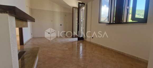 Квартира с 3 комнатами в Альфедена, Италия № 23246 6