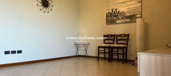 Apartamento de 3 divisões em Calvenzano, Italy N.º 8478 7