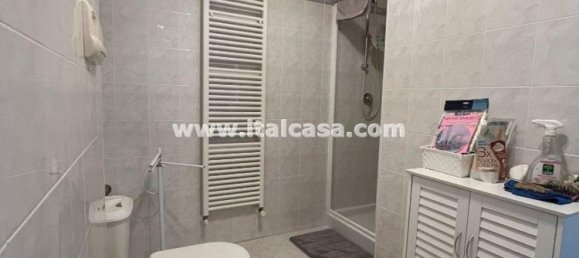 Apartamento de 3 divisões em Calvenzano, Italy N.º 8478 14