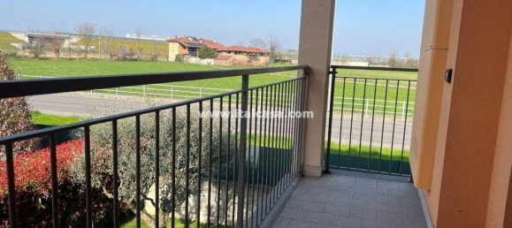 Apartamento de 3 divisões em Calvenzano, Italy N.º 8478 10