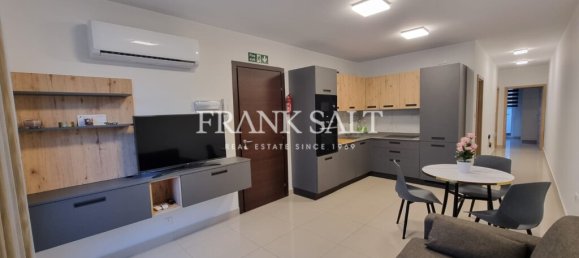 2 bedrooms Penthouse in Gzira, Malta No. 10934 17