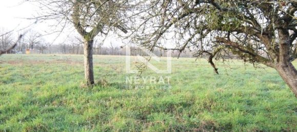 624m² Land in Saint-Germain-du-Bois, France No. 311863 2