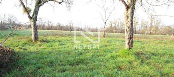 624m² Land in Saint-Germain-du-Bois, France No. 311863 4