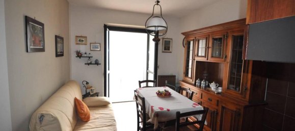 Квартира с 2 комнатами в Вернанте, Италия № 22081 6