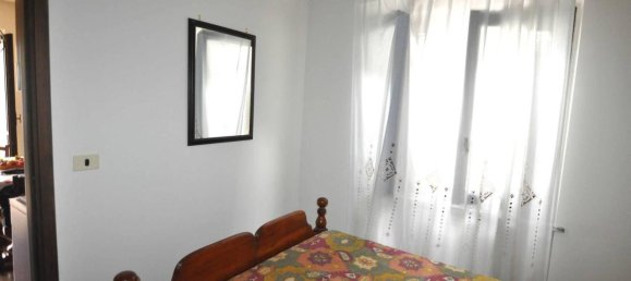 Квартира с 2 комнатами в Вернанте, Италия № 22081 11