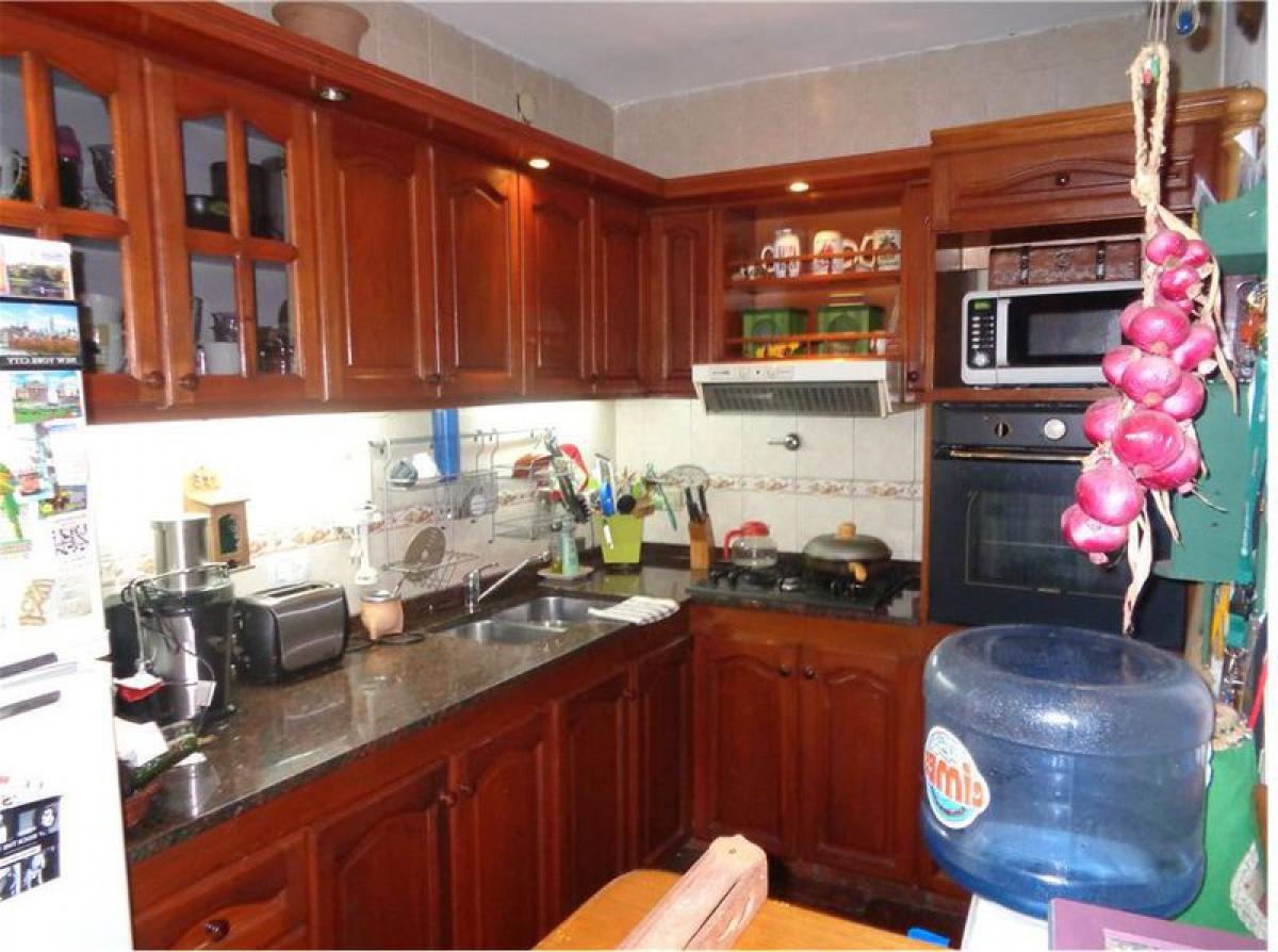 3 bedrooms House in Buenos Aires, Argentina No. 67981