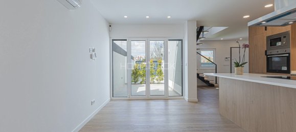 3 Schlafzimmer Villa in Cascais, Portugal, Nr. 238265 7