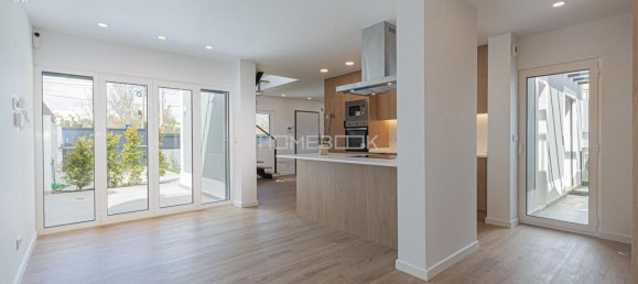 3 Schlafzimmer Villa in Cascais, Portugal, Nr. 238265 4