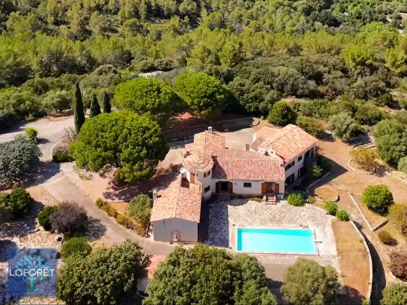 1 Schlafzimmer Haus in Roquefort-les-Pins, France, Nr. 281676