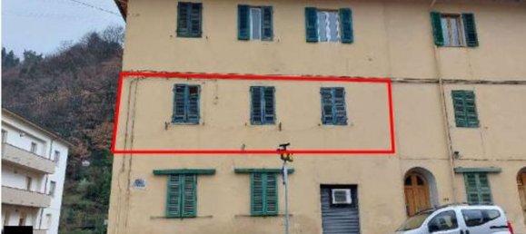 Apartamento de 3 dormitorios en Vaiano, Italy No. 322302 3