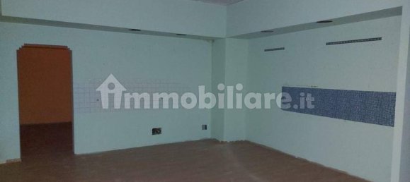Коммерческая недвижимость 396м² в Кальтаниссетта, Италия № 350688 2