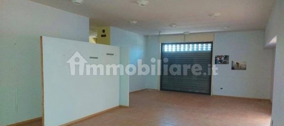 Коммерческая недвижимость 396м² в Кальтаниссетта, Италия № 350688 20