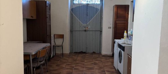 Casa de 7 habitaciónes en Aiello del Sabato, Italy No. 276659 26