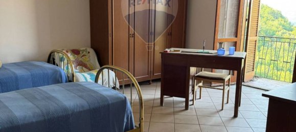 Casa de 7 habitaciónes en Aiello del Sabato, Italy No. 276659 18