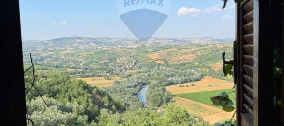 Casa de 7 habitaciónes en Aiello del Sabato, Italy No. 276659 11