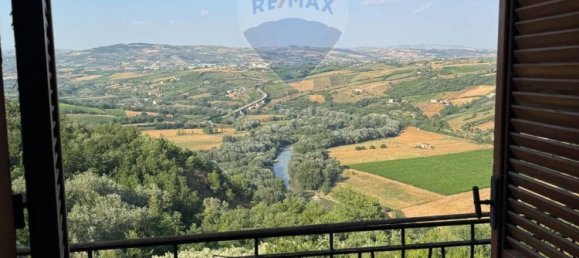 Casa de 7 habitaciónes en Aiello del Sabato, Italy No. 276659 22