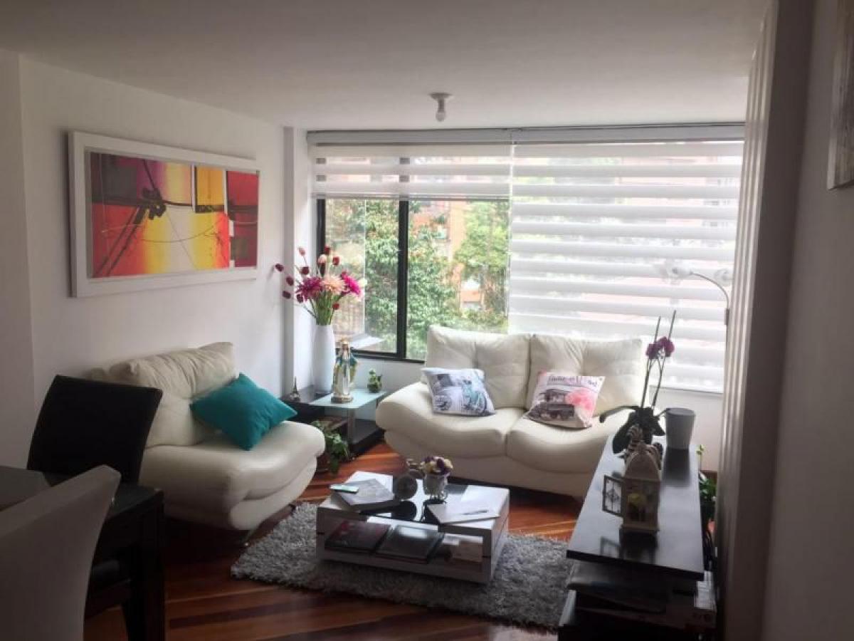 2 bedrooms House in Bogota, Colombia No. 9745