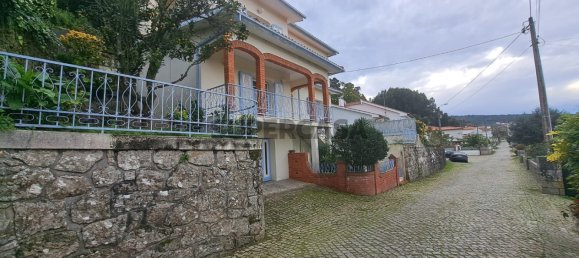 Casa de 4 dormitorios en Caminha, Portugal No. 157536 2
