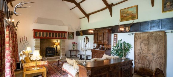 8 chambres Châteaux à Kergrist, France No. 96250 3