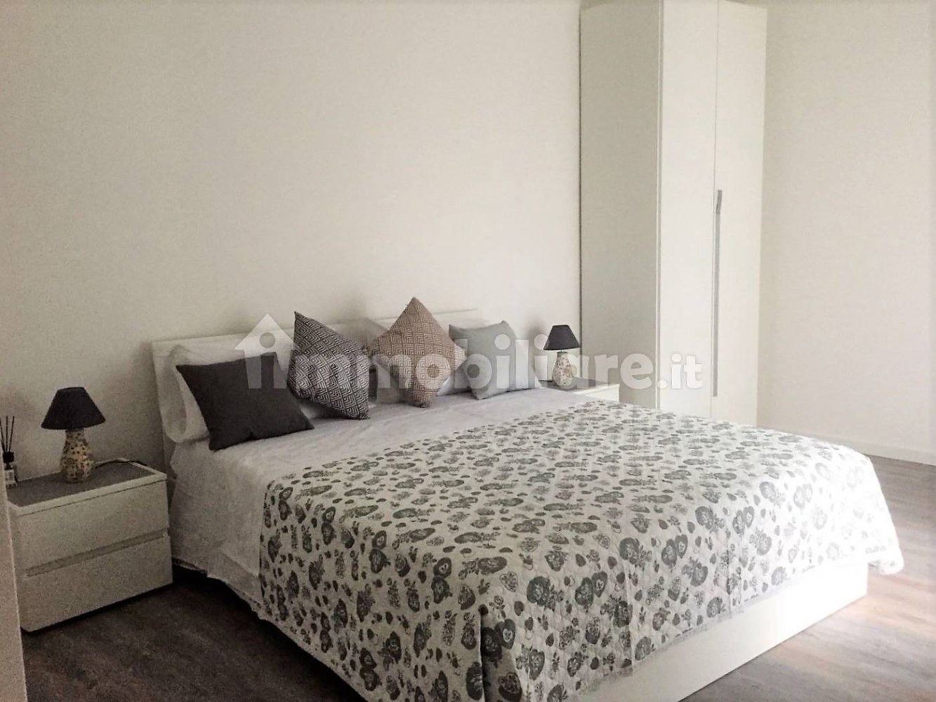 2 bedrooms Apartment in Modugno, Italy No. 17768