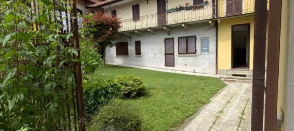 2-salle Appartement à Gignese, Italy No. 221479 10