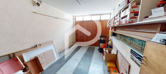 4 bedrooms House in Chateauroux, France No. 71276 11